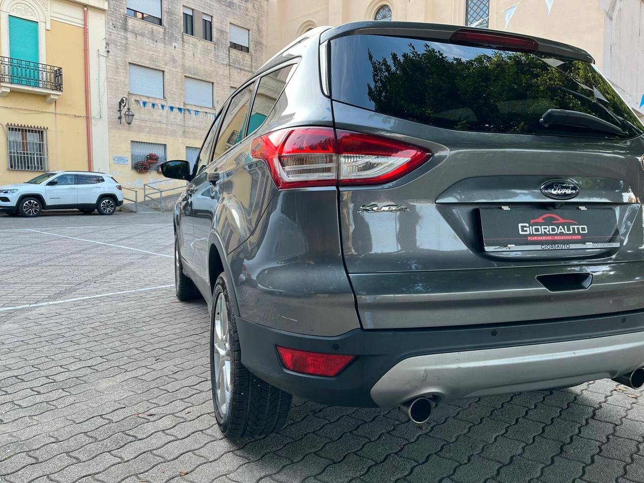 Ford Kuga 2.0 TDCI 140 CV 4WD Titanium Automatica Garanzia 12 mesi