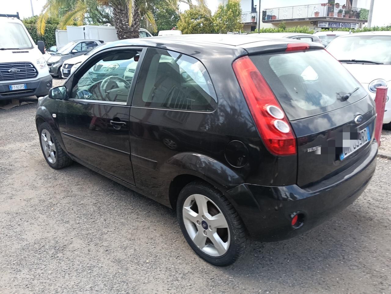 Ford Fiesta 1.4 TDCi 3p.Neopatentati