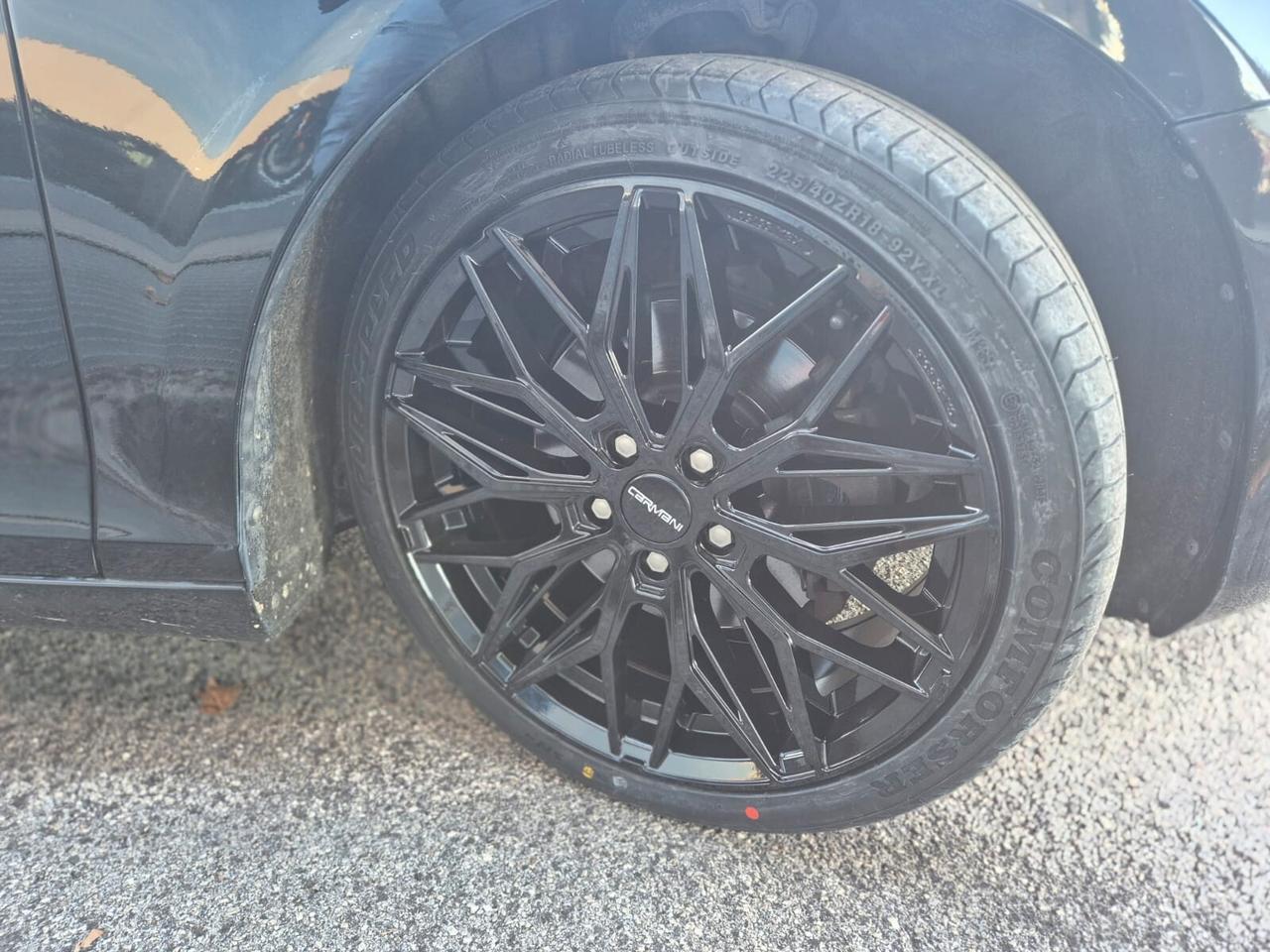 Volvo V40 D2 1.6 Kinetic E5B -- IN ARRIVO!!!