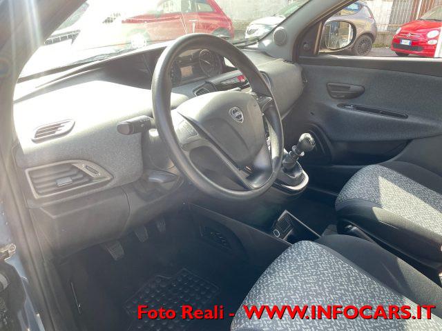 LANCIA Ypsilon 1.0 FireFly 5 porte S&S Hybrid Silver PROMO!!