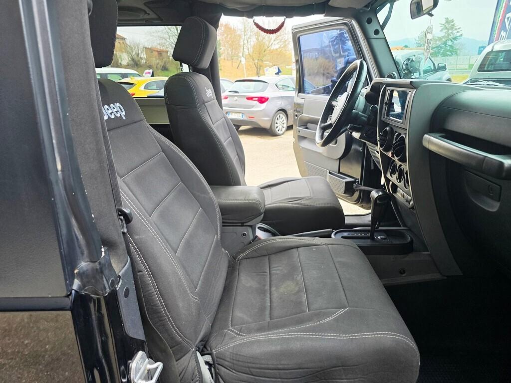 Jeep Wrangler 2.8 CRD SAHARA KIT TRASFORMER