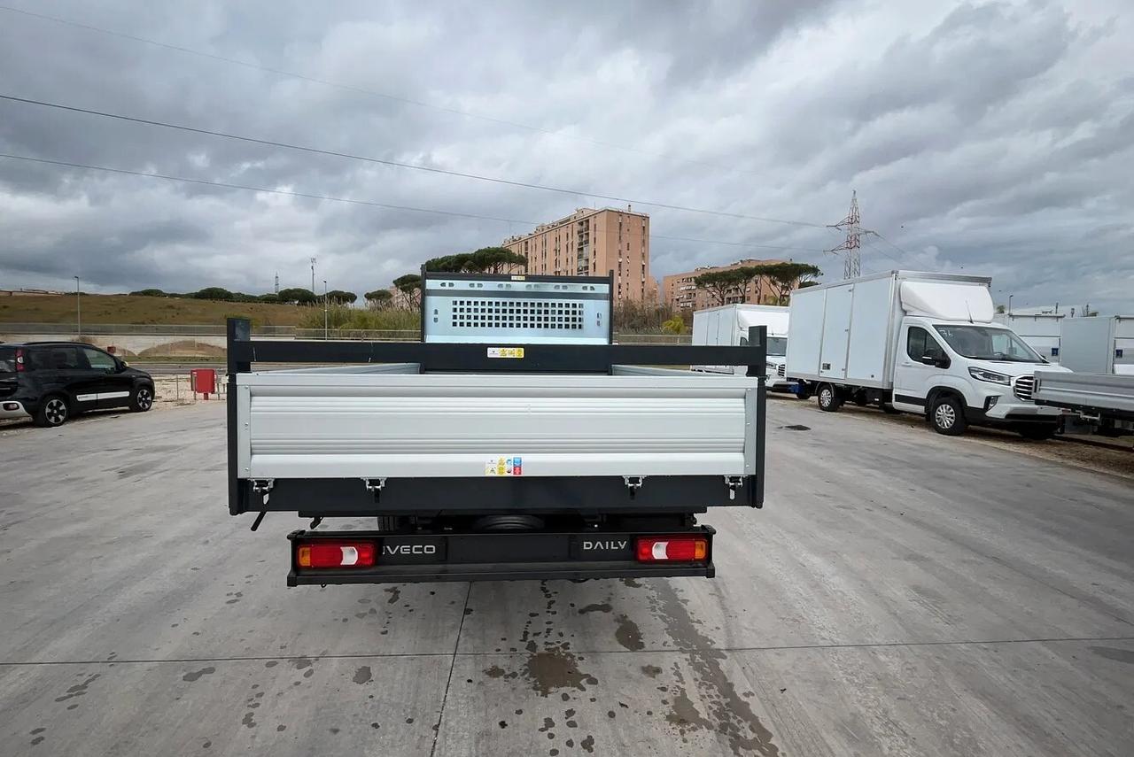 Iveco Daily 35S16HA8 3.0 HPT PM Cabinato Hi-Matic