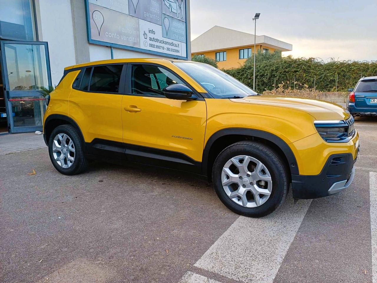 Jeep Avenger 1.2 Turbo 100 CV Summit
