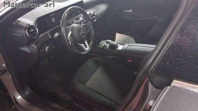 MERCEDES-BENZ CLA 200 2.0d 150cv Shooting Brake Business auto - GC009WW