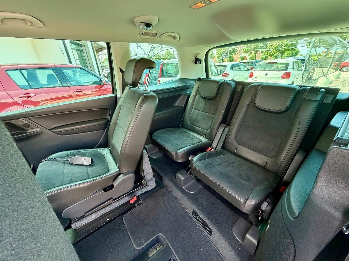 VOLKSWAGEN - Sharan - 2.0 TDI DPF Highline SEDILE GIREVOLE