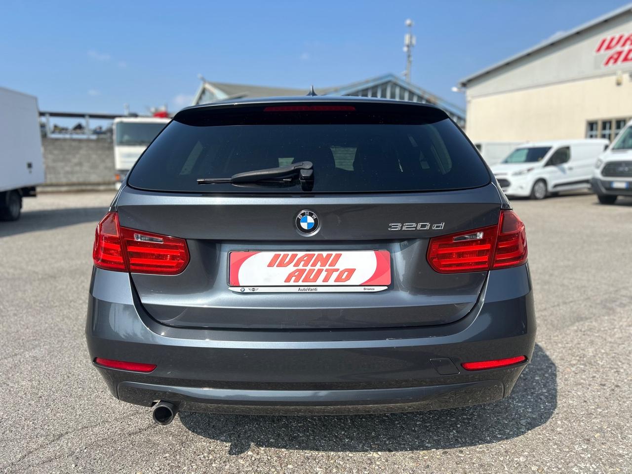 Bmw 320d Touring AUTO