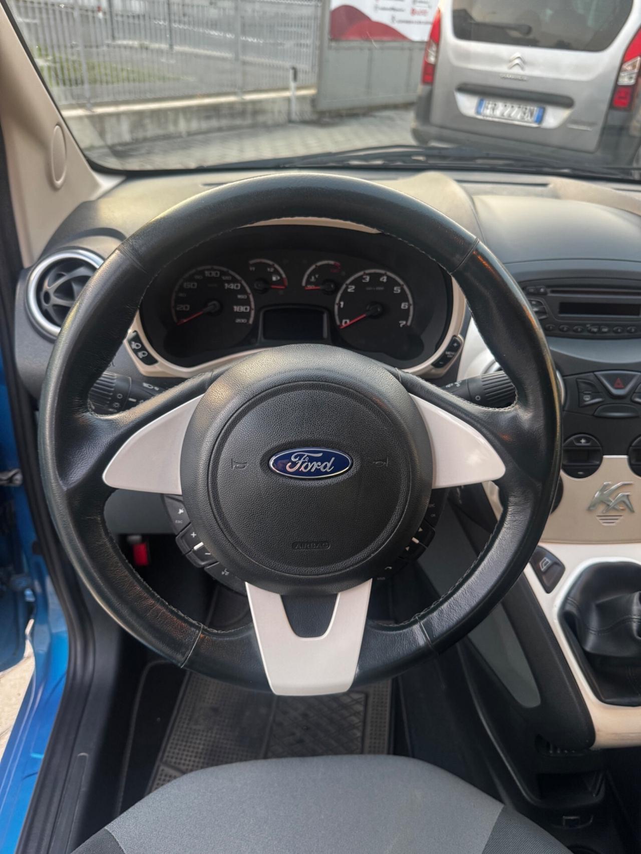 Ford Ka 1.2 8V 69CV Titanium