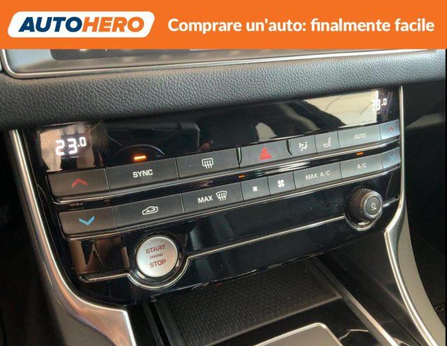 JAGUAR XF 2.0 D 180 CV AWD aut. Chequered Flag