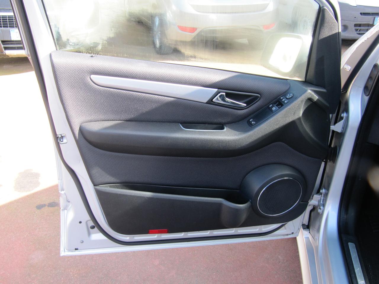 Mercedes-benz B 180 NGT BlueEFFICIENCY - benzgpl