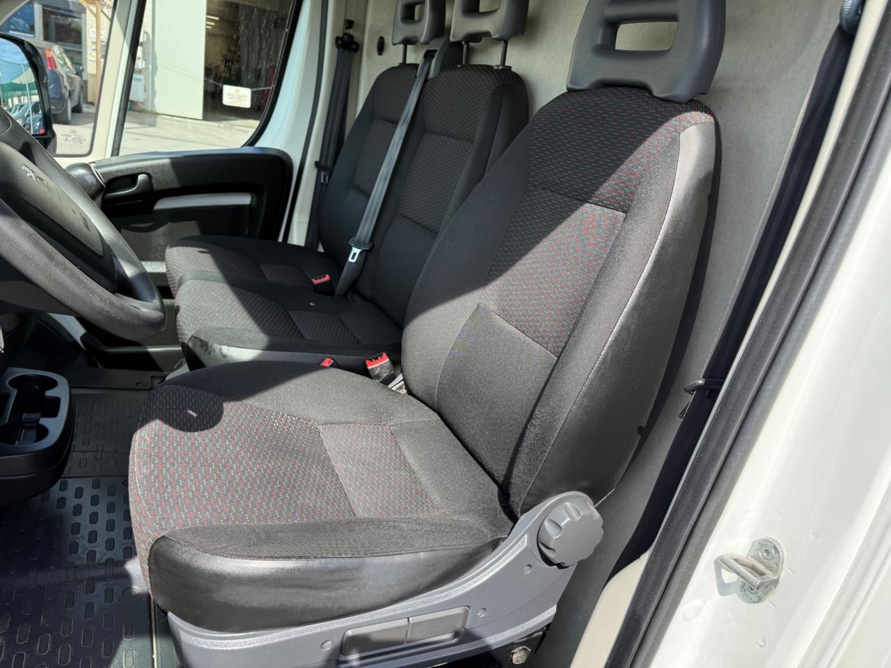 Peugeot Boxer 33 2.2 BlueHDi 140 S&S PM-TM Furgone