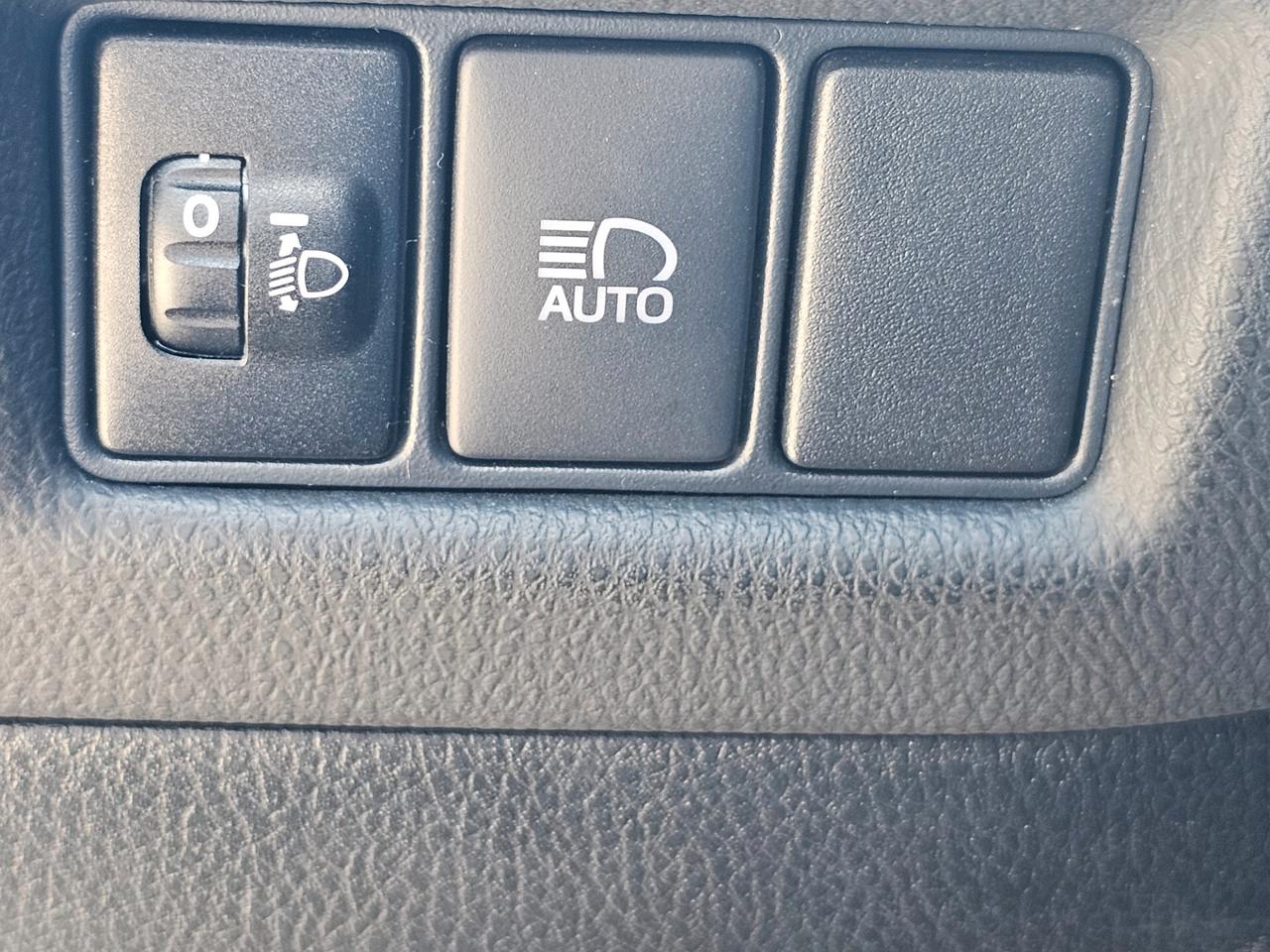 Toyota C-HR 1.8 Hybrid E-CVT Business