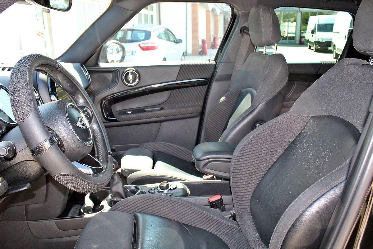 MINI - Countryman - Mini Cooper D Business