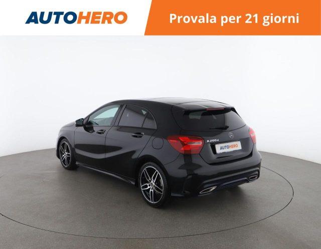 MERCEDES-BENZ A 200 d Premium