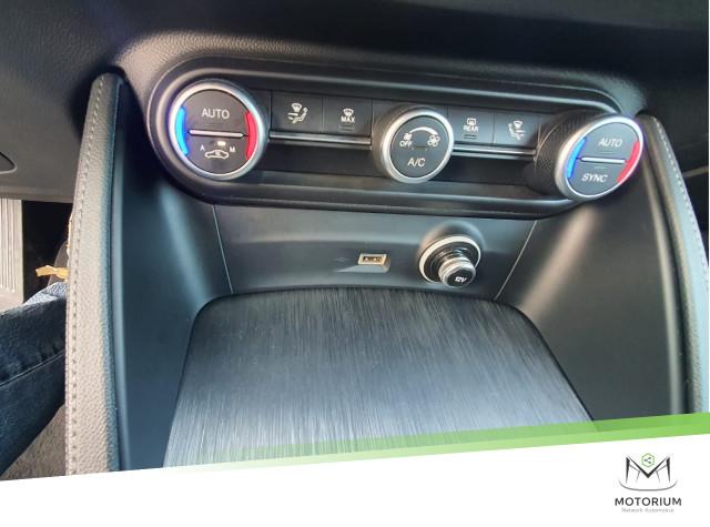 Alfa Romeo Stelvio 2.2 Turbodiesel 190 CV AT8 RWD Executive