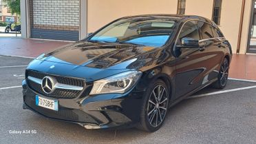 MERCEDES CLA 200 D SW AUTOMATIC PREMIUM DARK NIGHT