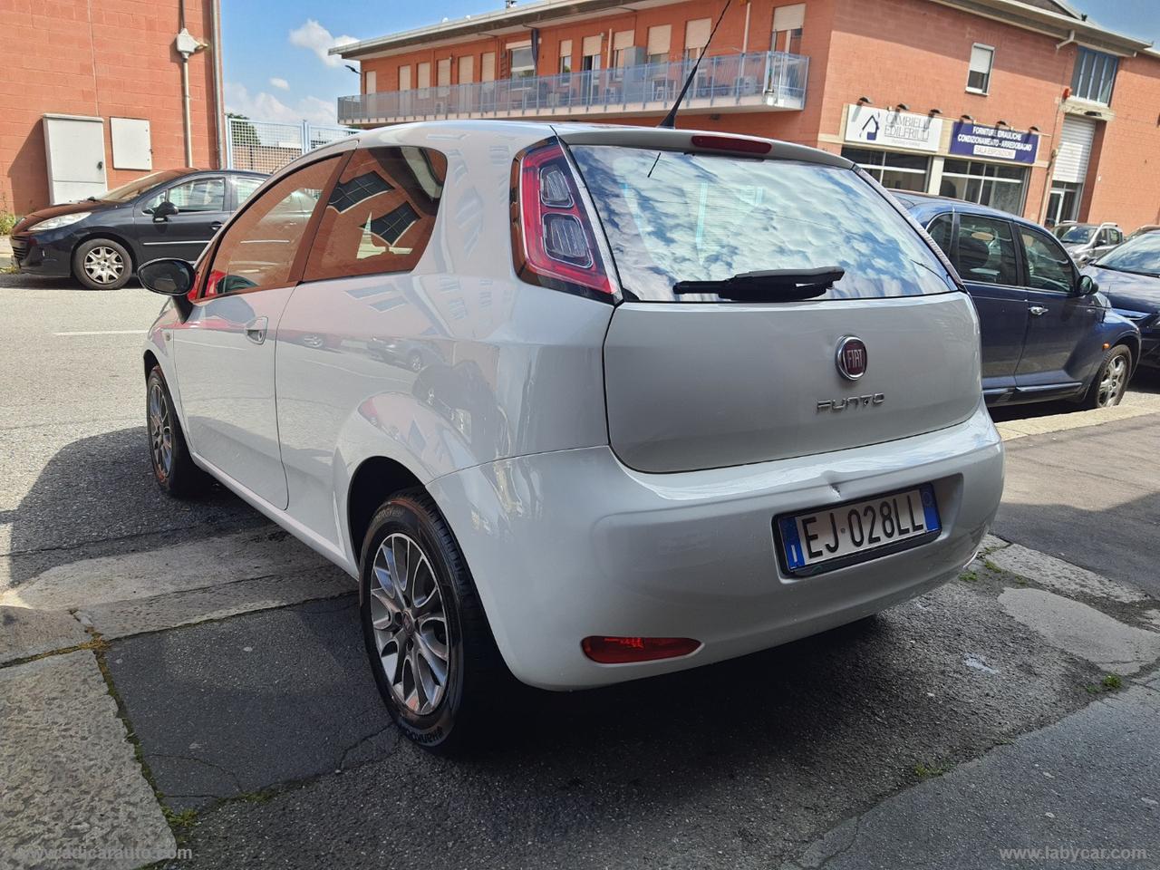 FIAT Punto 1.4 S&S 8V Dualogic 5p. Lounge