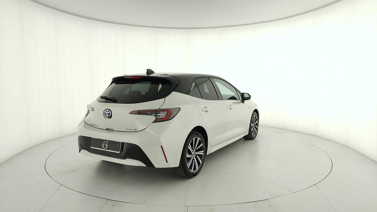 TOYOTA Corolla 1.8h Style cvt