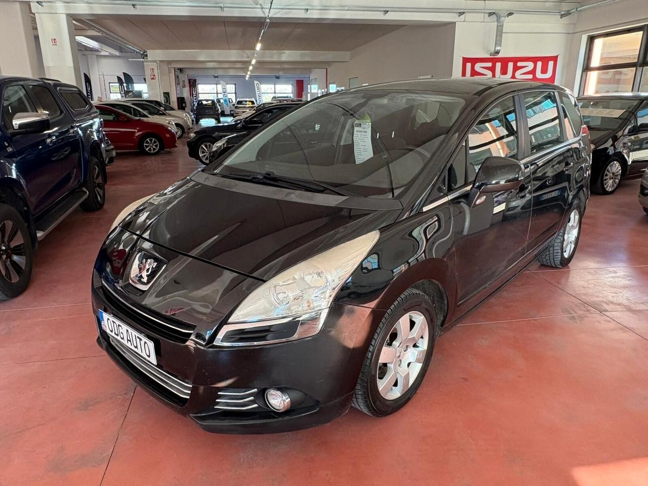 PEUGEOT 5008 DIESEL HDi 1.6 CV112 con Km 185.832 certificati Garanzia 12 mesi