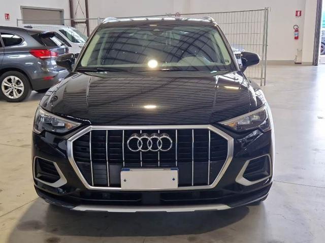 AUDI Q3 35 TDI S tronic Business Advanced