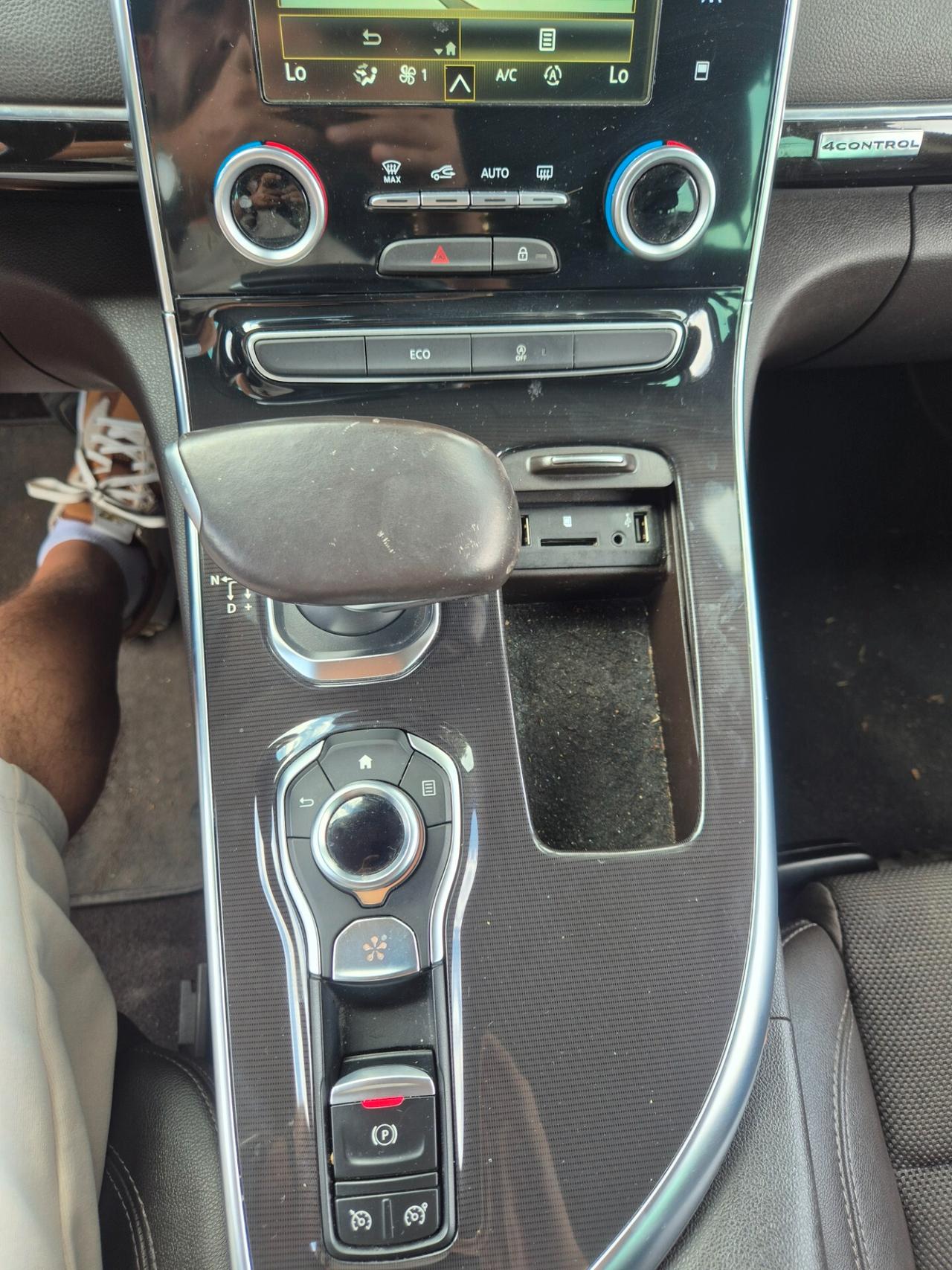 Renault Espace dCi 160CV EDC Energy Initiale Paris 4Control