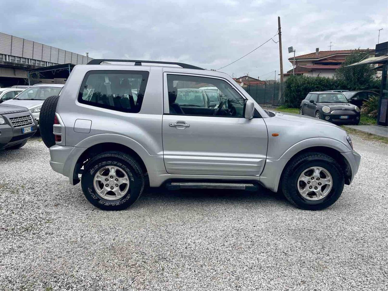 MITSUBISHI PAJERO - 2.5 TDI - SOLO 90 000 KM