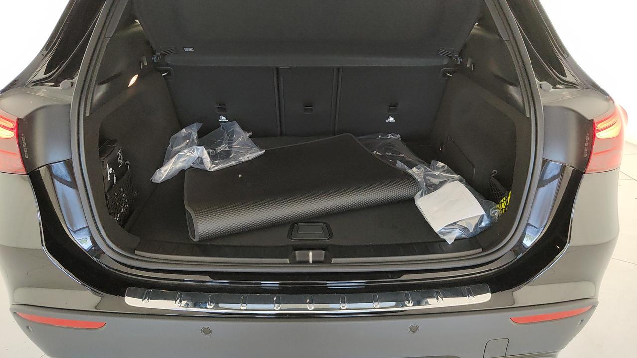 Mercedes-Benz GLA 200 d automatic