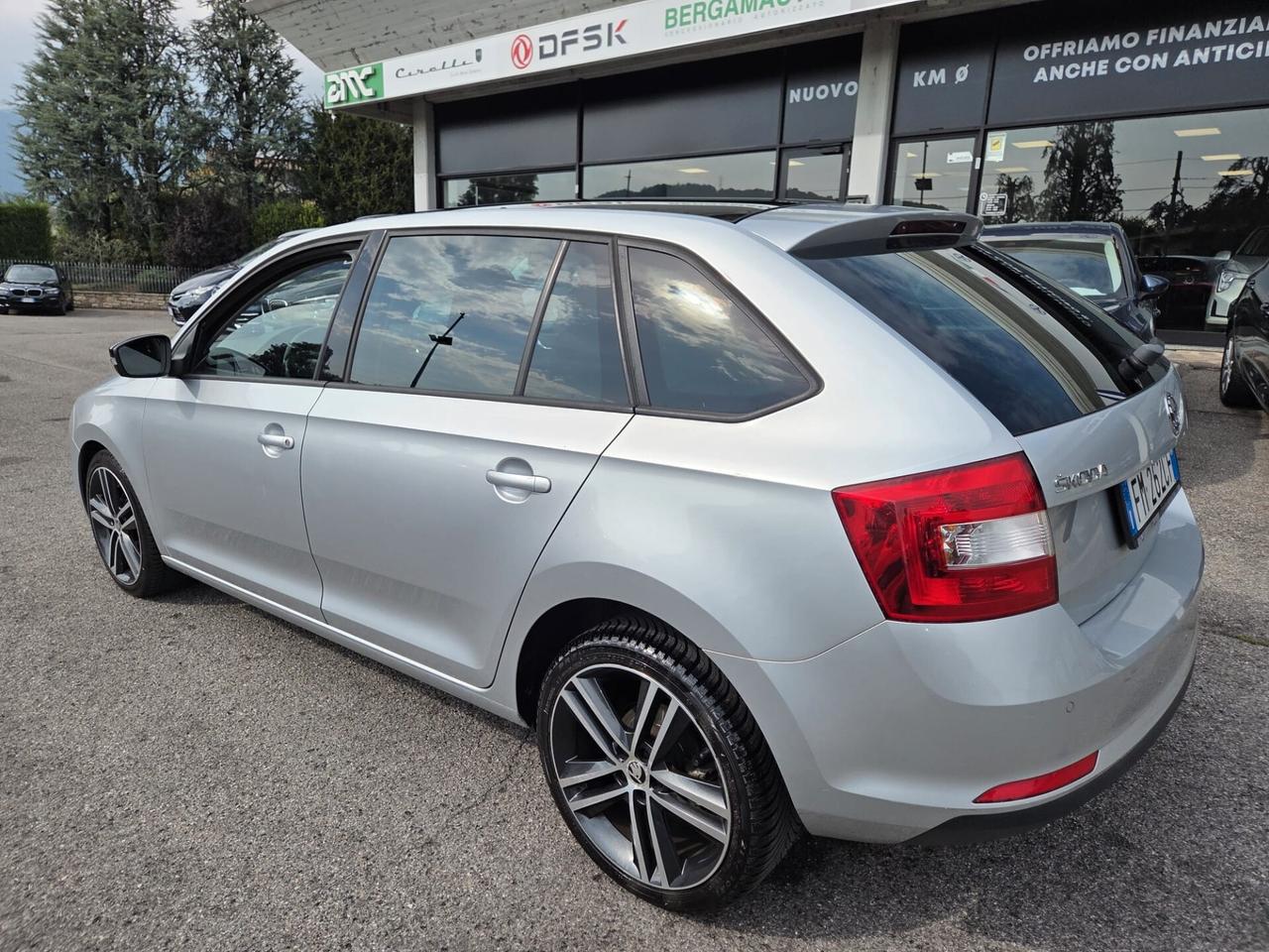 Skoda Rapid 1.4 TDI 90 CV ScoutLine *neopatentati*tetto*carplay*