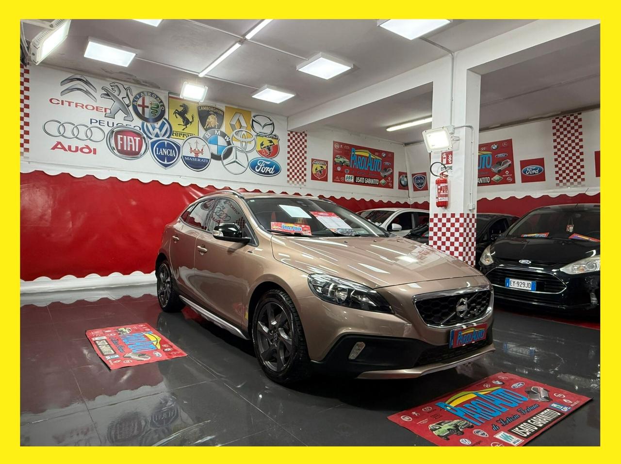 Volvo V40 Cross Country D2 1.6 114cv - 2014