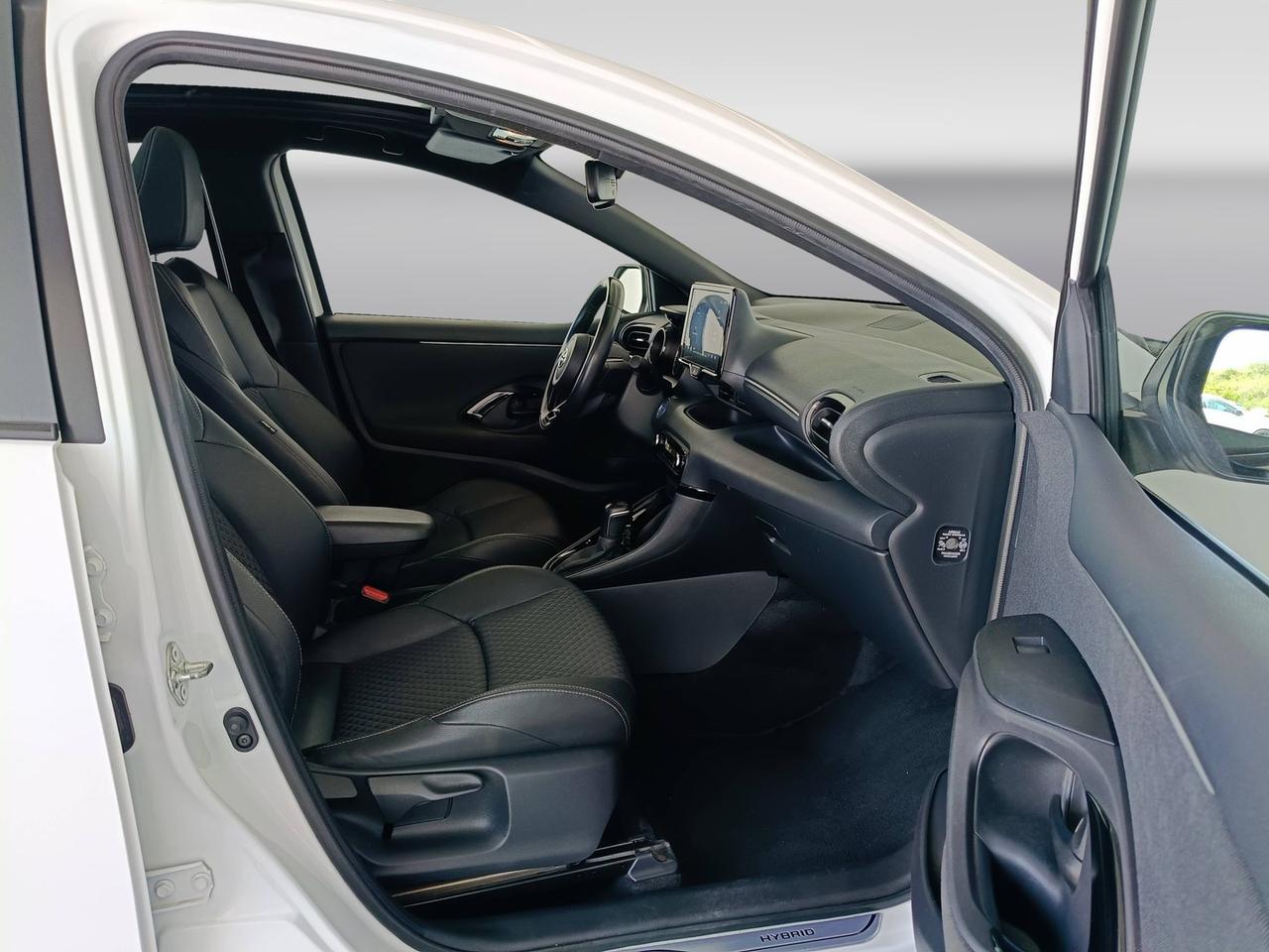 TOYOTA Yaris IV 2020 - Yaris 1.5h Lounge