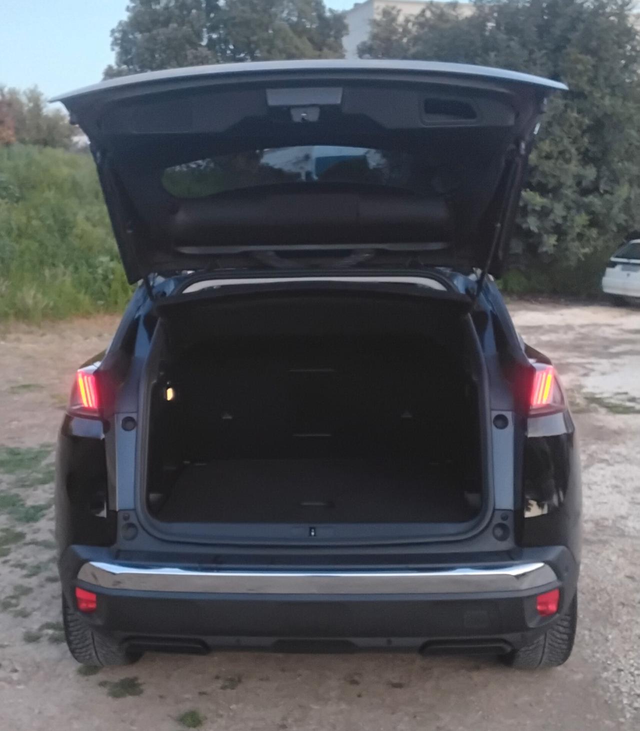 Peugeot 3008 BlueHDi 130 S&S EAT8 Allure
