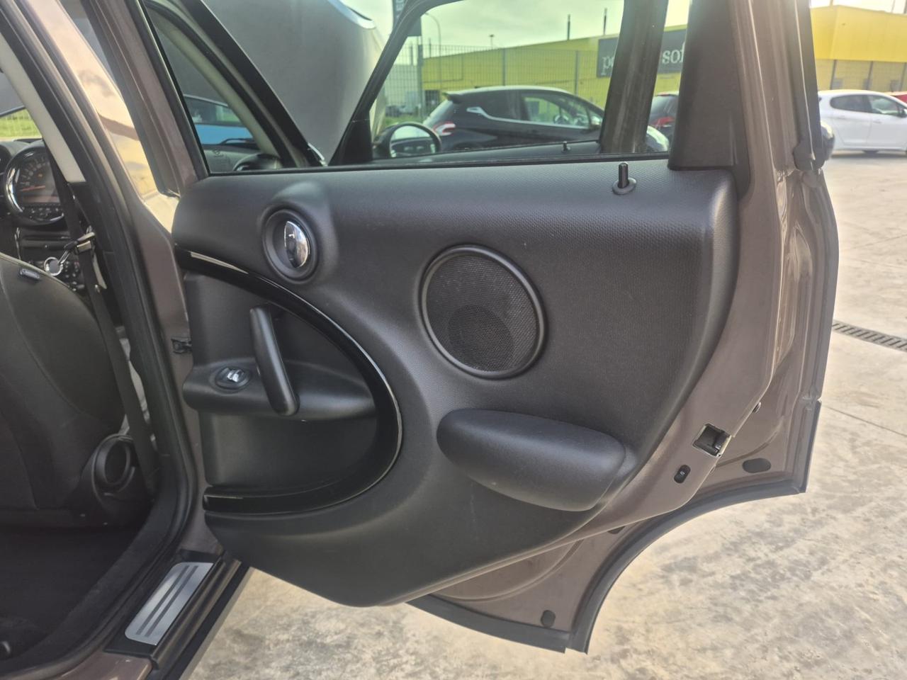Mini Cooper D Countryman 2.0 Business Automatica
