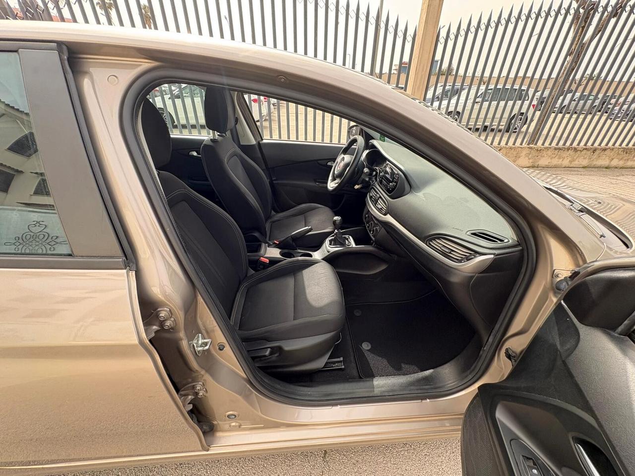 Fiat Tipo 1.4 5 porte Lounge ANNO 2016