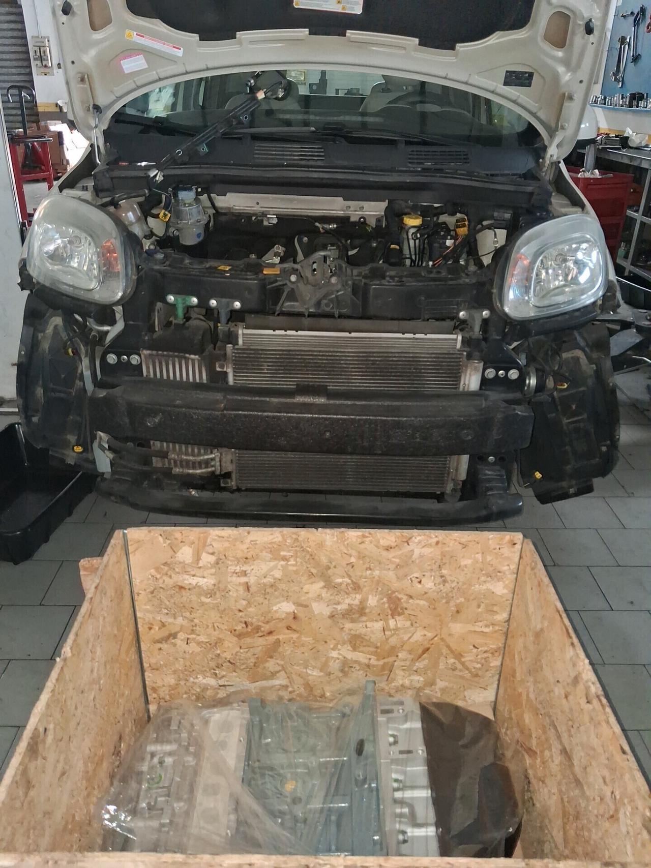 FIAT Panda 4x4 1.300 MultiJet 75cv MOTORE NUOVO