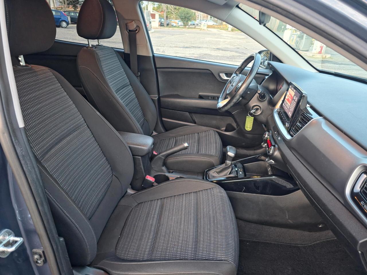 Kia Stonic 1.0 T-GDi 120 CV MHEV DCT GT Line 2020-E6 Automatico