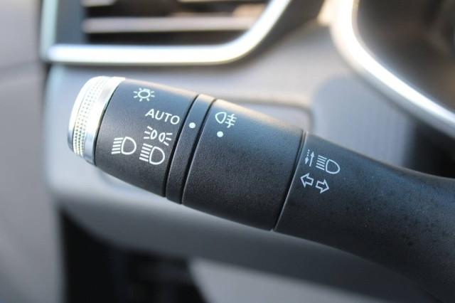 Renault Clio 1.6 hybrid 140cv automatica con CarPlay