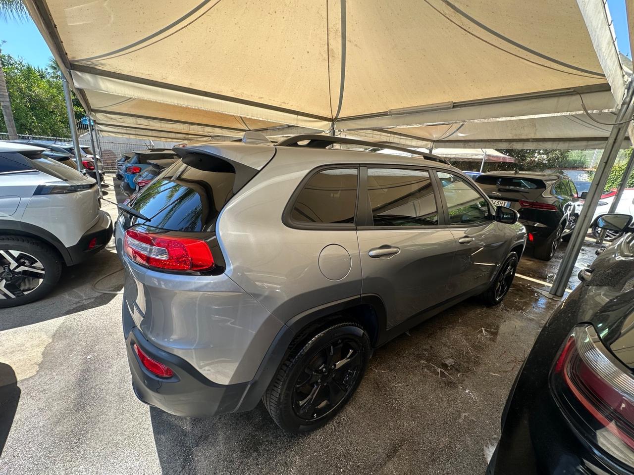 Jeep Cherokee 2.2 Mjt II 4WD Active Drive I Night Eagle
