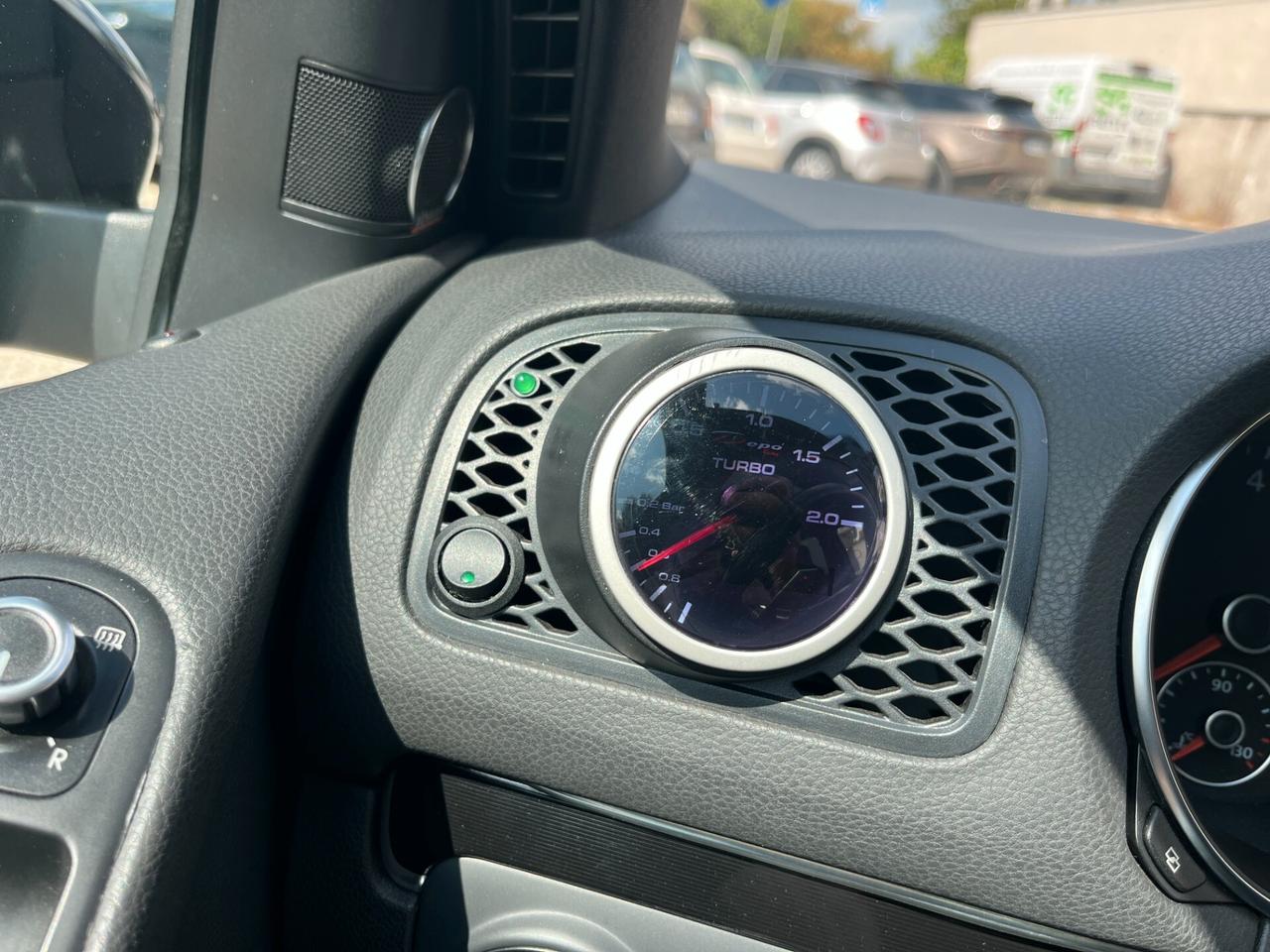 Volkswagen Golf GTI 2.0 TSI DSG 5p.