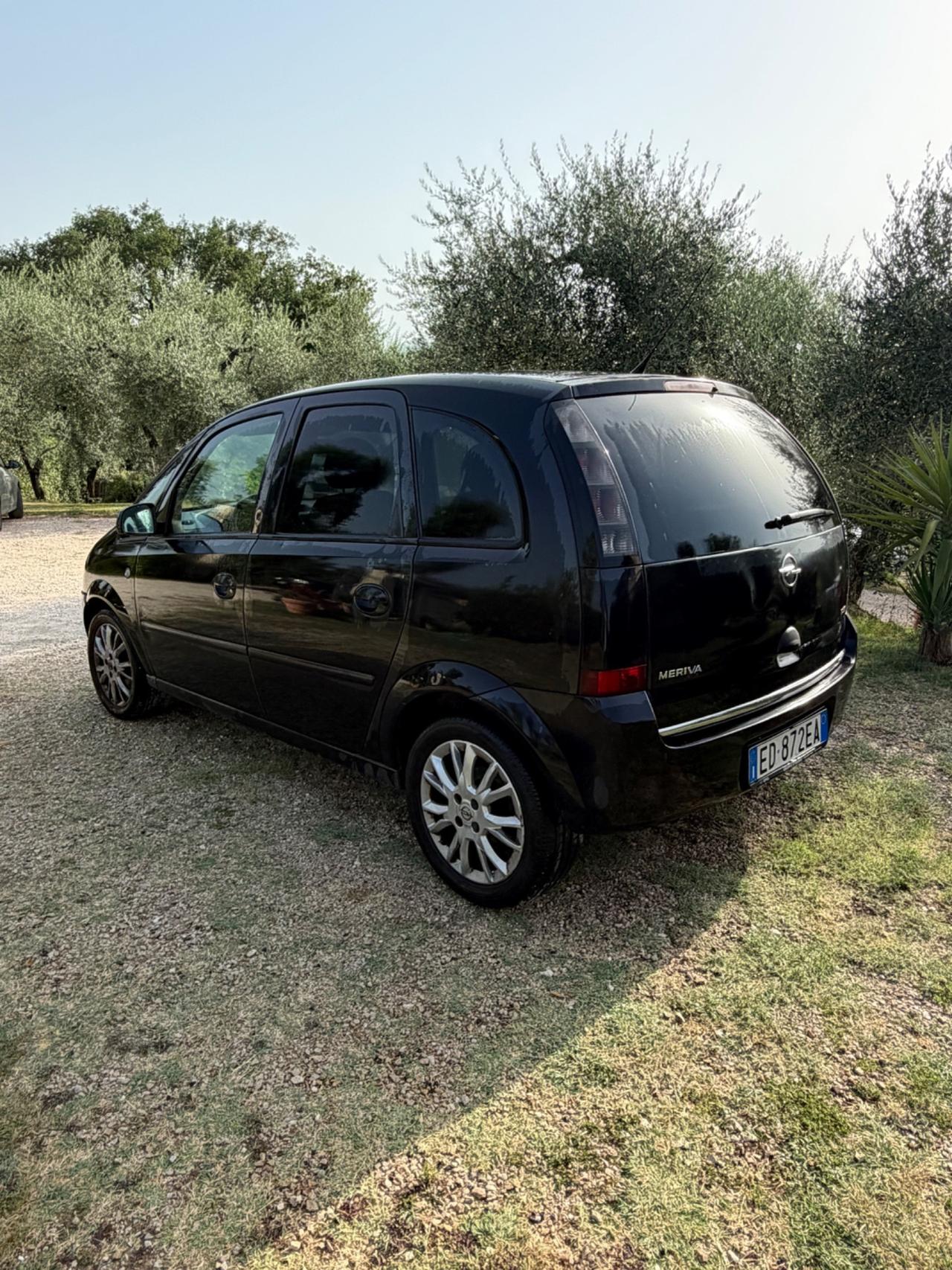 Opel Meriva 1.4 16V GPL-TECH Enjoy