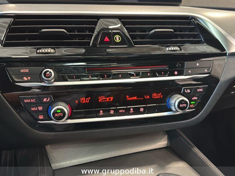 BMW Serie 5 G31 2017 Touring Diese 520d Touring Msport auto