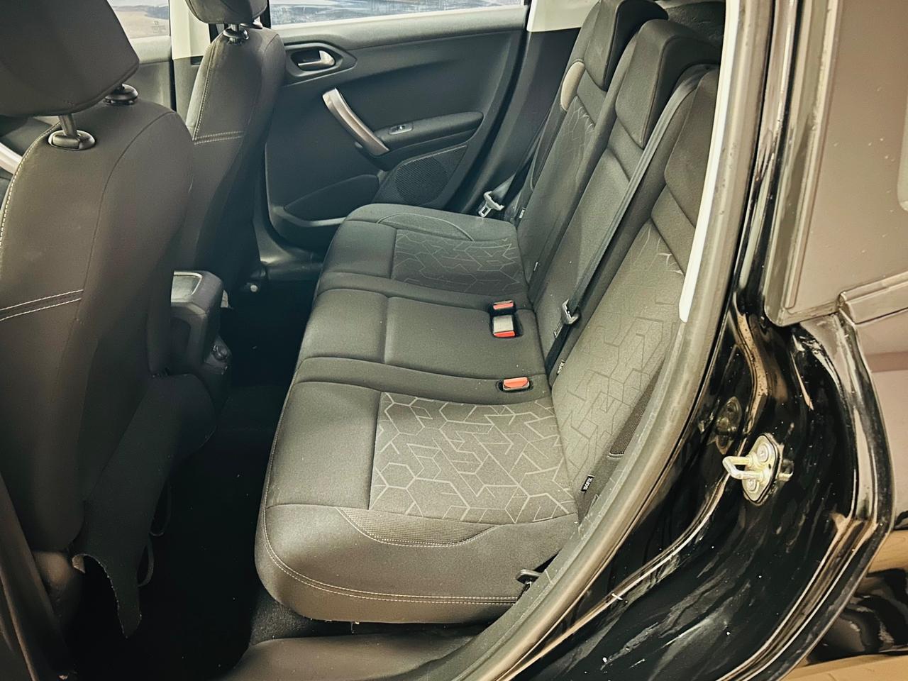 Peugeot 2008 1.4 HDi 68CV Active