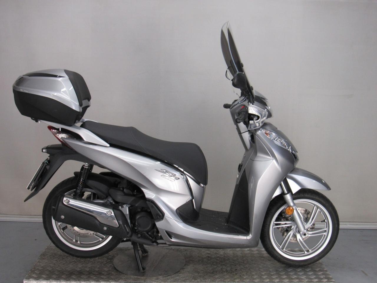Honda SH 300 i ABS