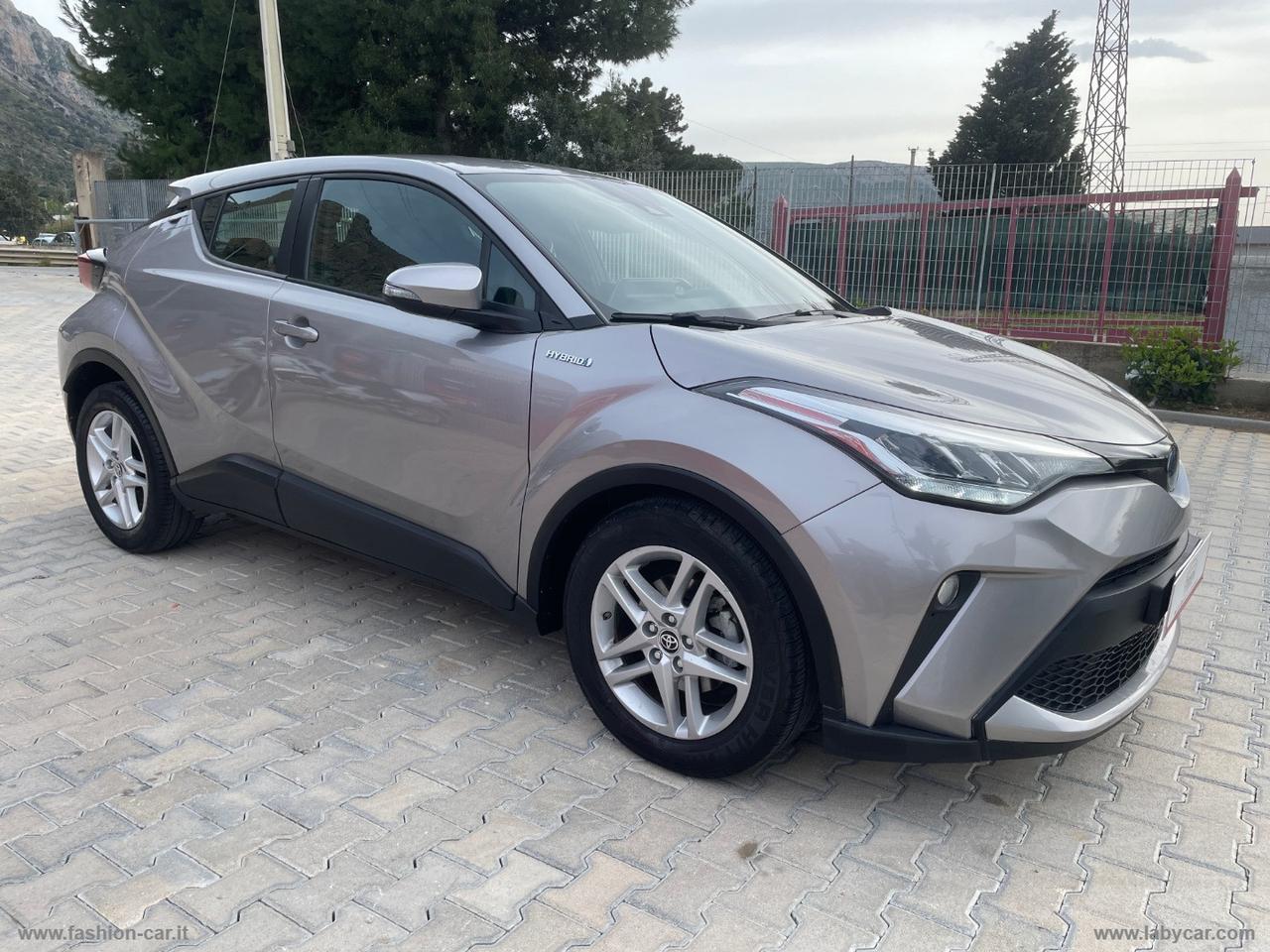 TOYOTA C-HR 1.8 Hybrid E-CVT Trend