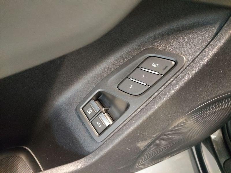 Audi Q3 Q3 1.5 e-hybrid Business 272cv s-tronic