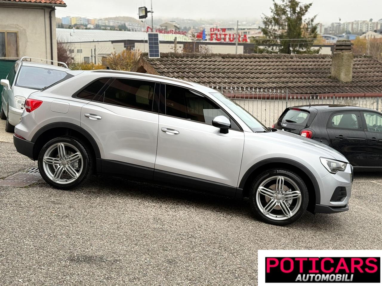 Audi Q3 35 TDI S tronic Business Advanced