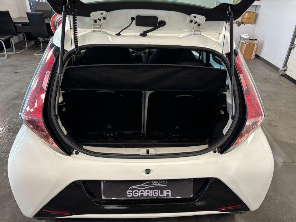Toyota Aygo 5 Porte Automatica MMT 1.0 Benzina 5 Porte x-business