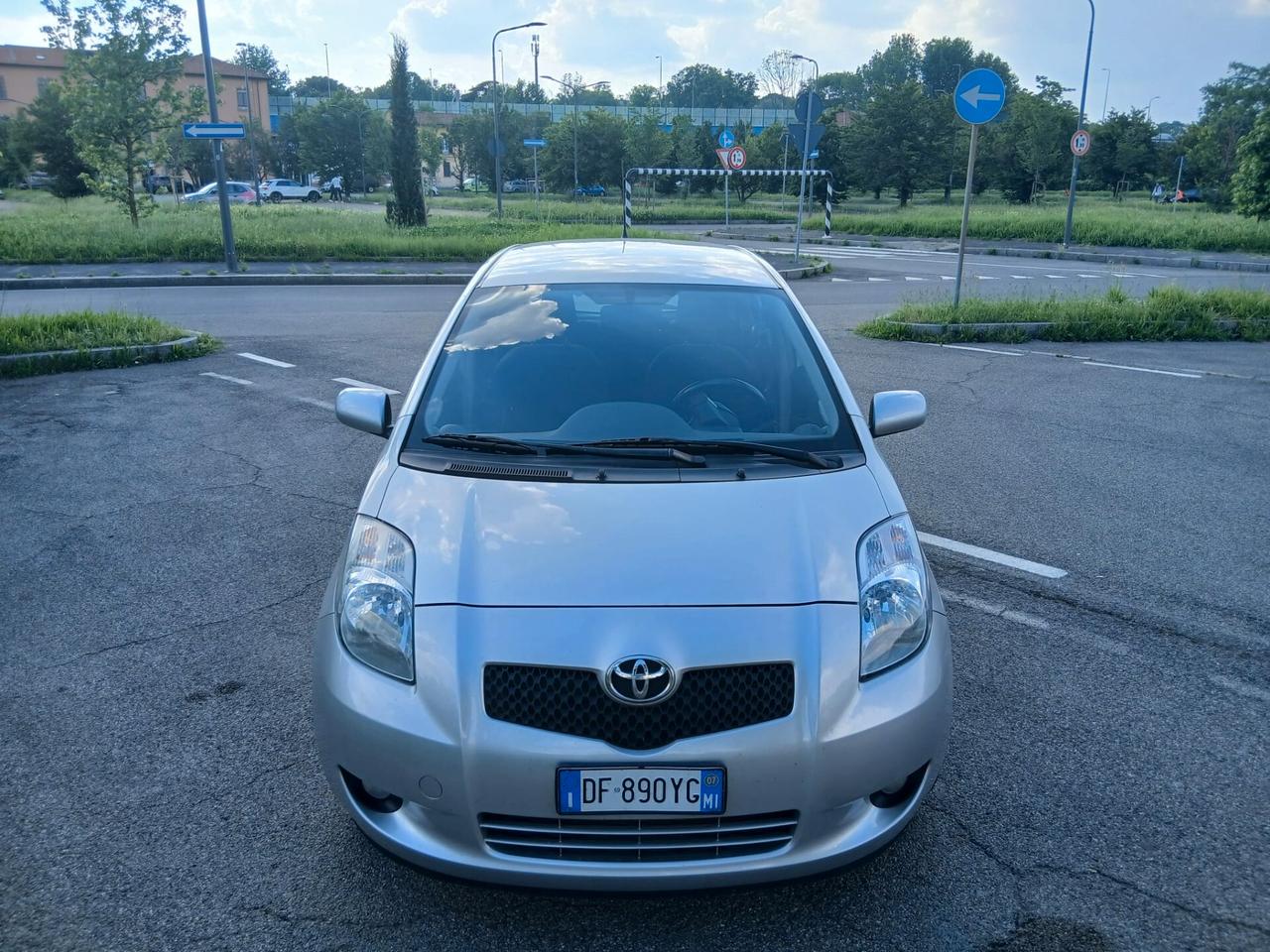 Toyota Yaris 1.3 5 porte