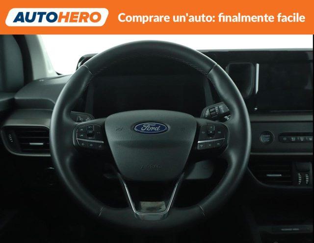 FORD Tourneo Courier 1.0 EcoBoost Titanium