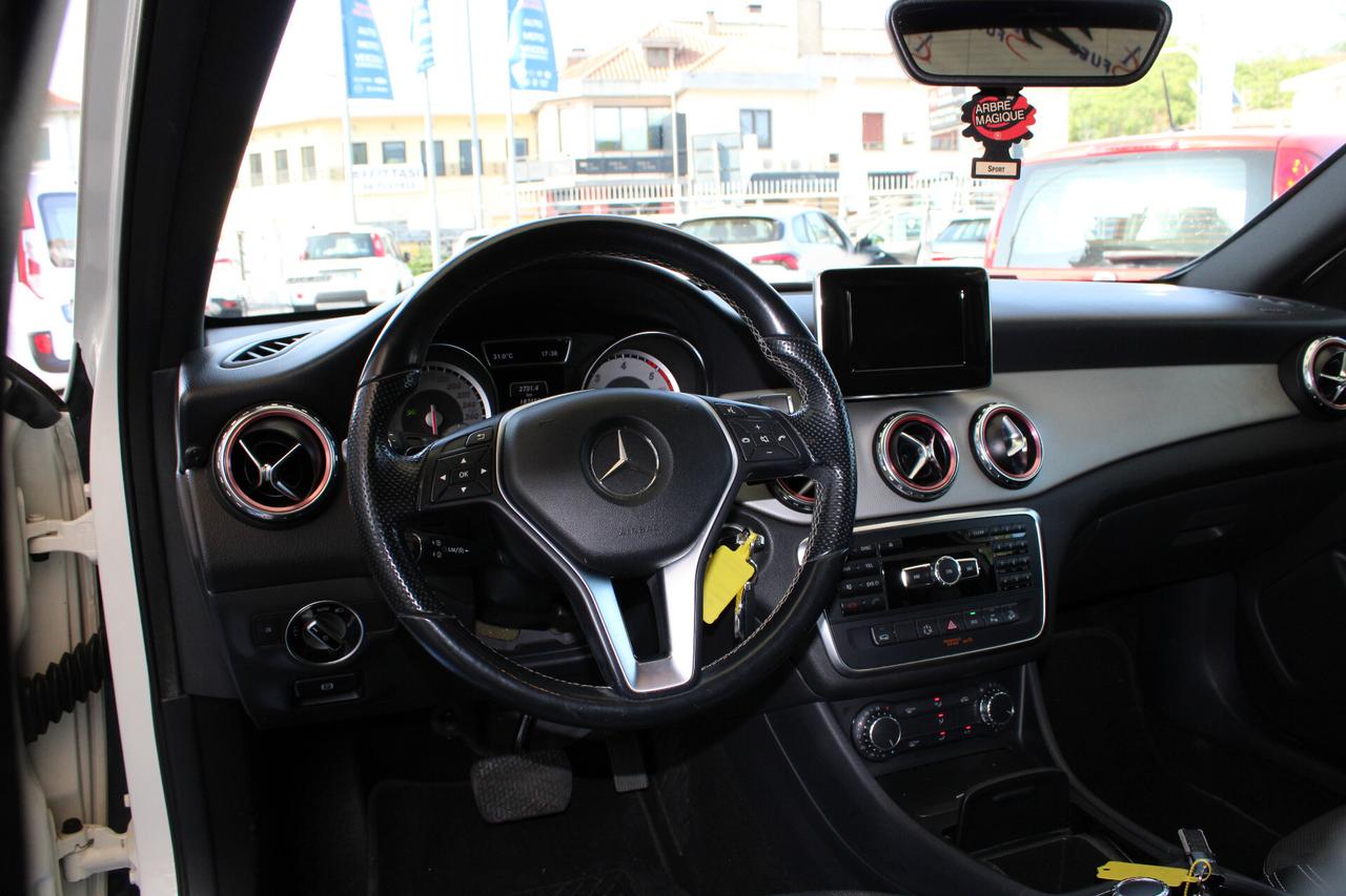 Mercedes-benz GLA 200 GLA 200 CDI Automatic 4Matic Sport
