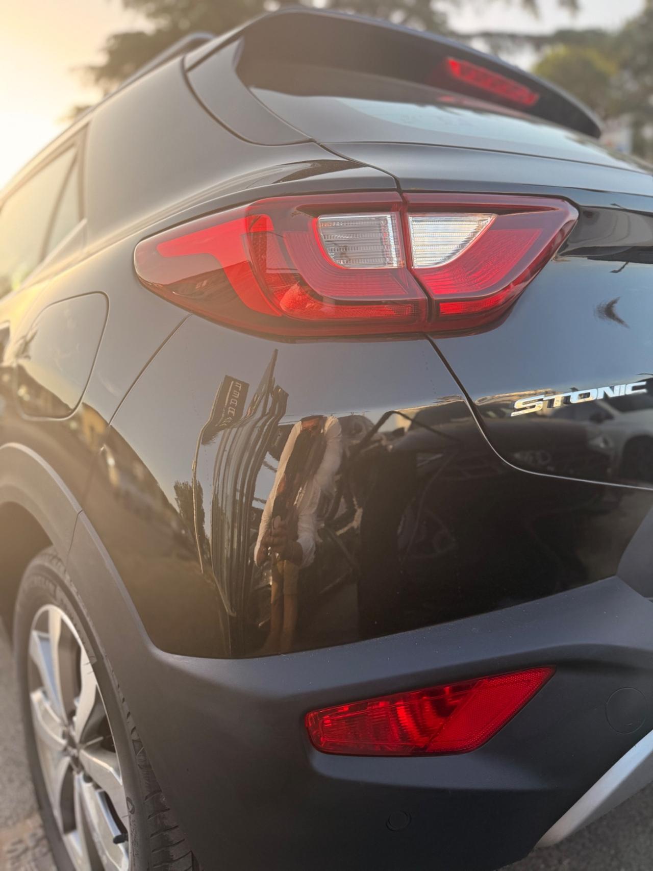 Kia Stonic 1.4 MPI 100 CV Style