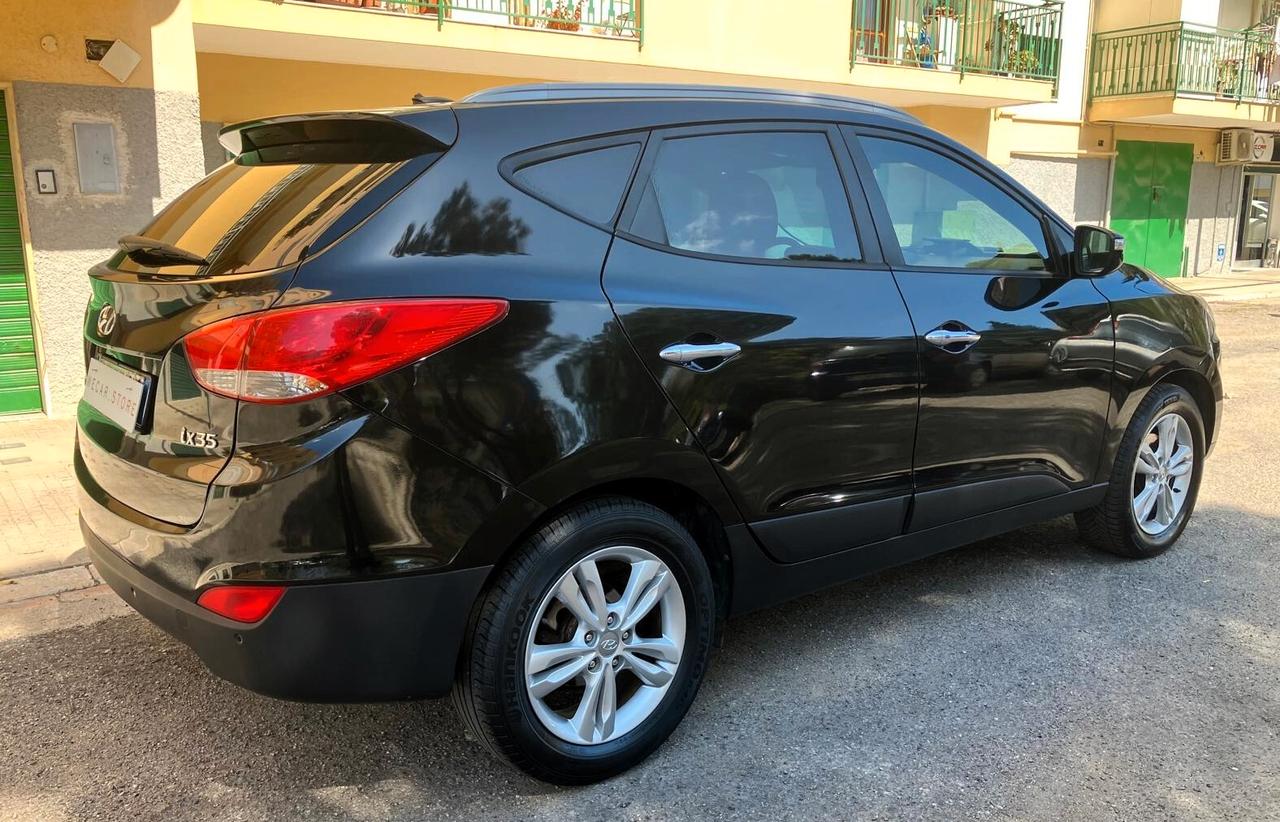 Hyundai iX35 1.7 CRDi 2WD Xpossible